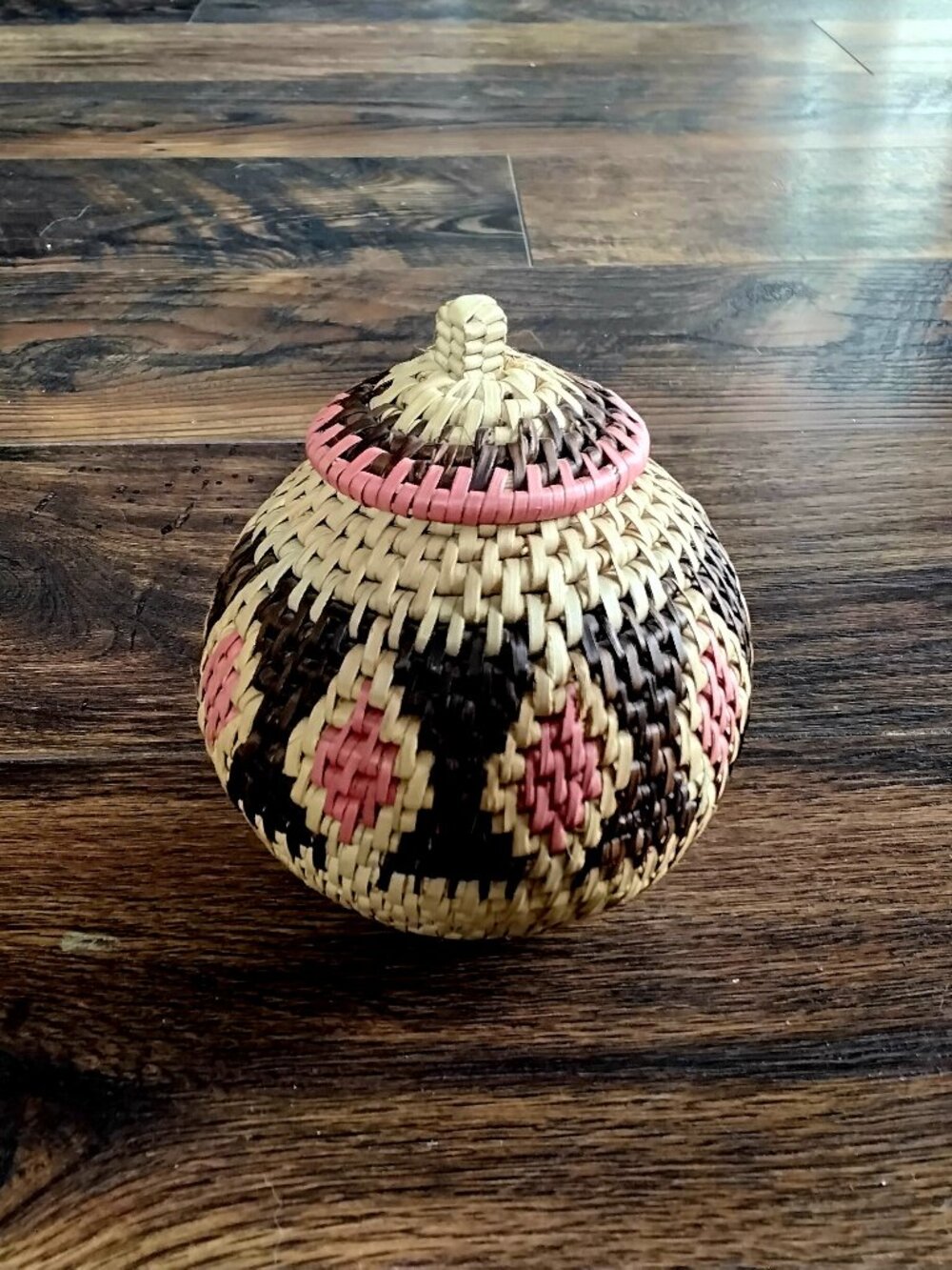 African Zulu Ukhamba Hand Woven Lidded Basket. Herb Basket